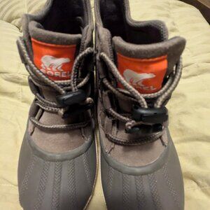 NEW Sorel leather boots